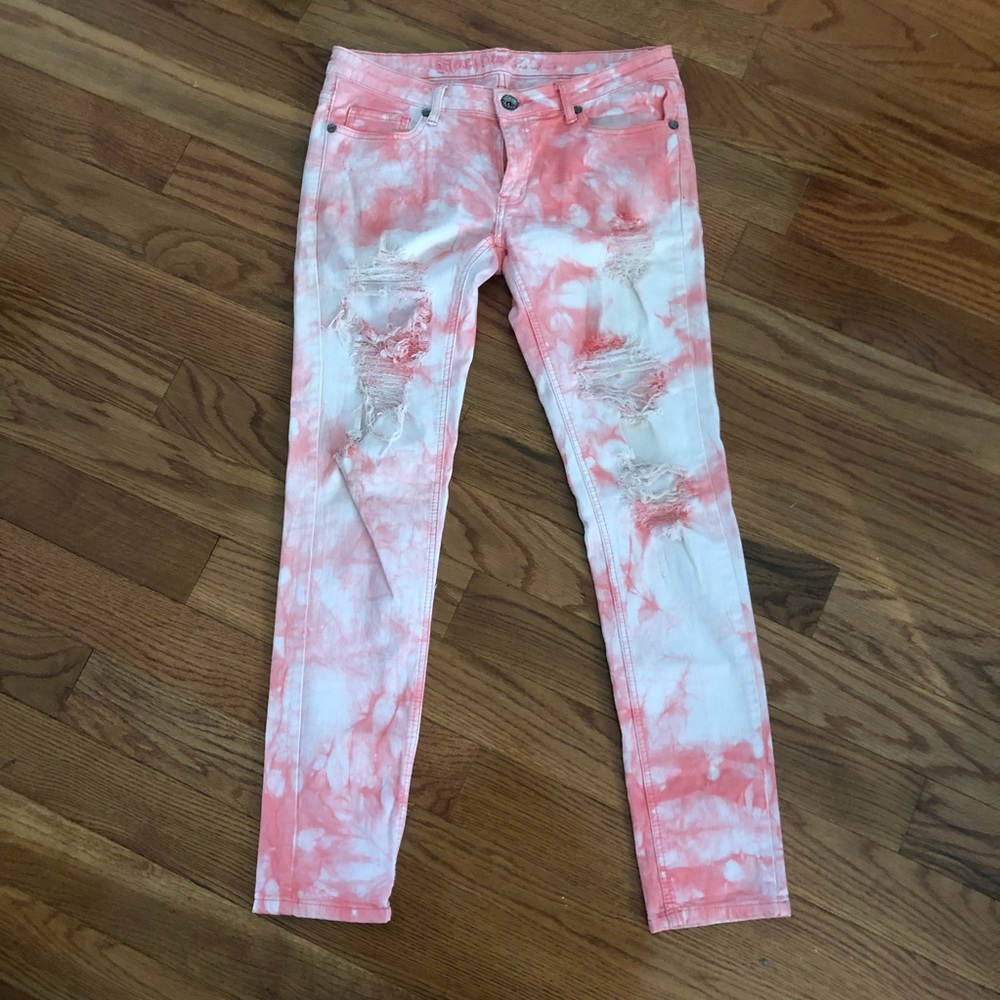 MACHINE | Pink Bleached Distressed Jeans